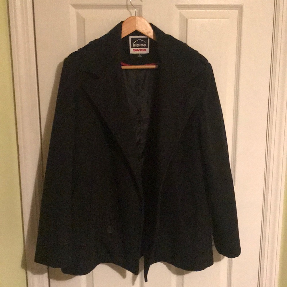 Thick wool/polyester pea coat